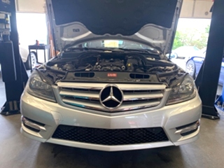 Mercedes Benz C250 Service